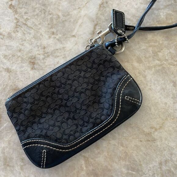 Coach black zipper wristlet with strap - Picture 3 of 4